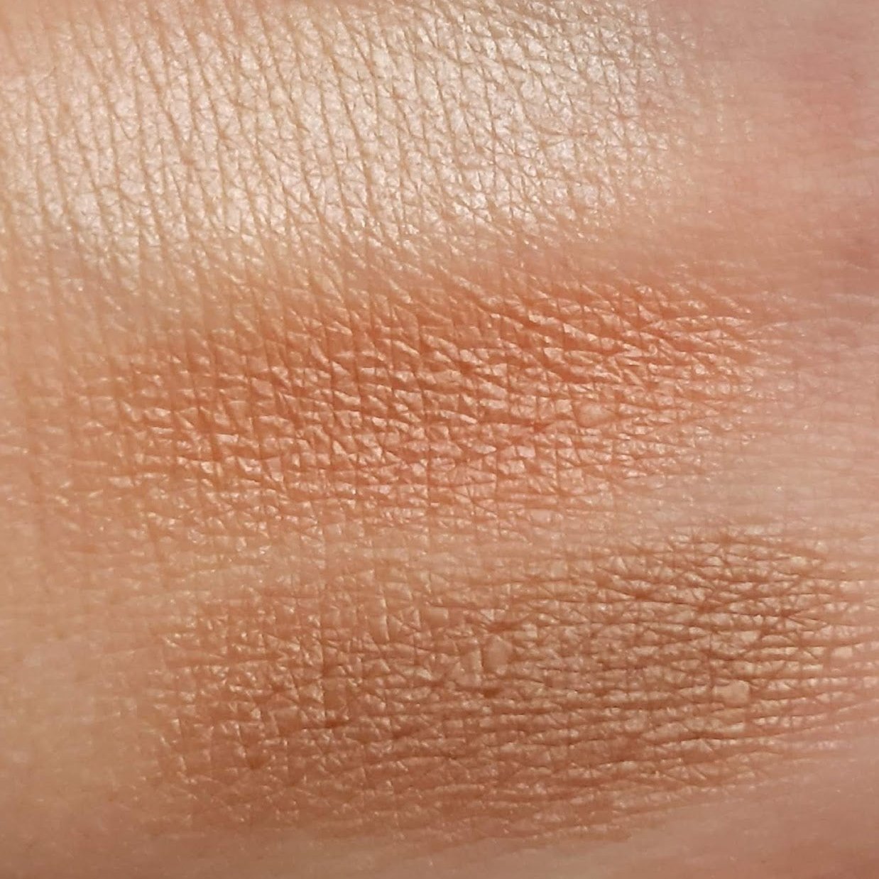 Gabriella Salvete Lumi & Glow Powder 01
