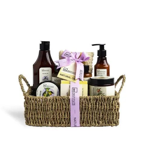 IDC Institute Shower Gel 300ml, Bath Salts 245g, Body Lotion 180ml, Soap 150g, Shampoo 100ml, Conditioner 100ml, Body Scrub 50ml, Fiber Sponge