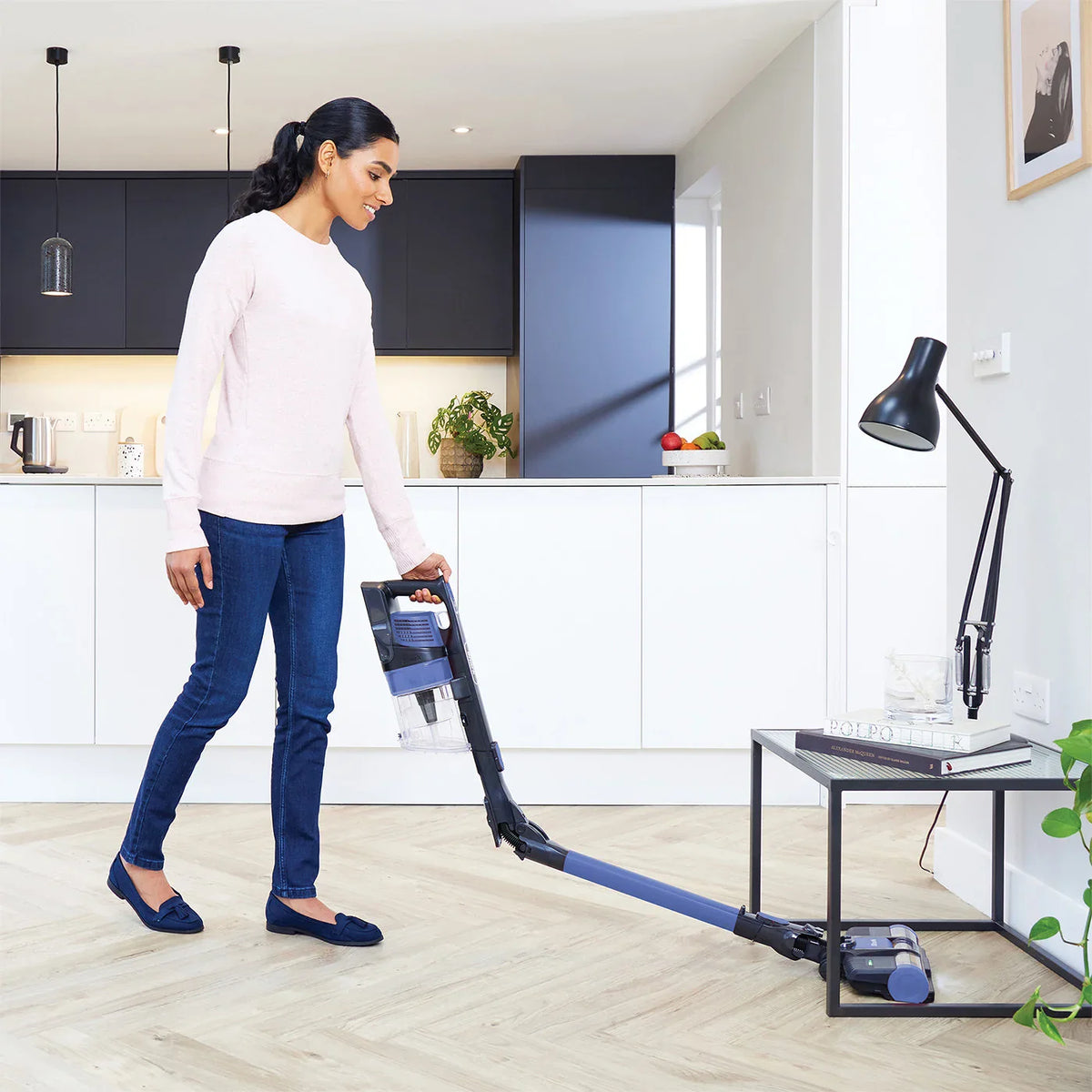 Anti Hair Wrap Cordless Vacuum IZ200 by SHARK