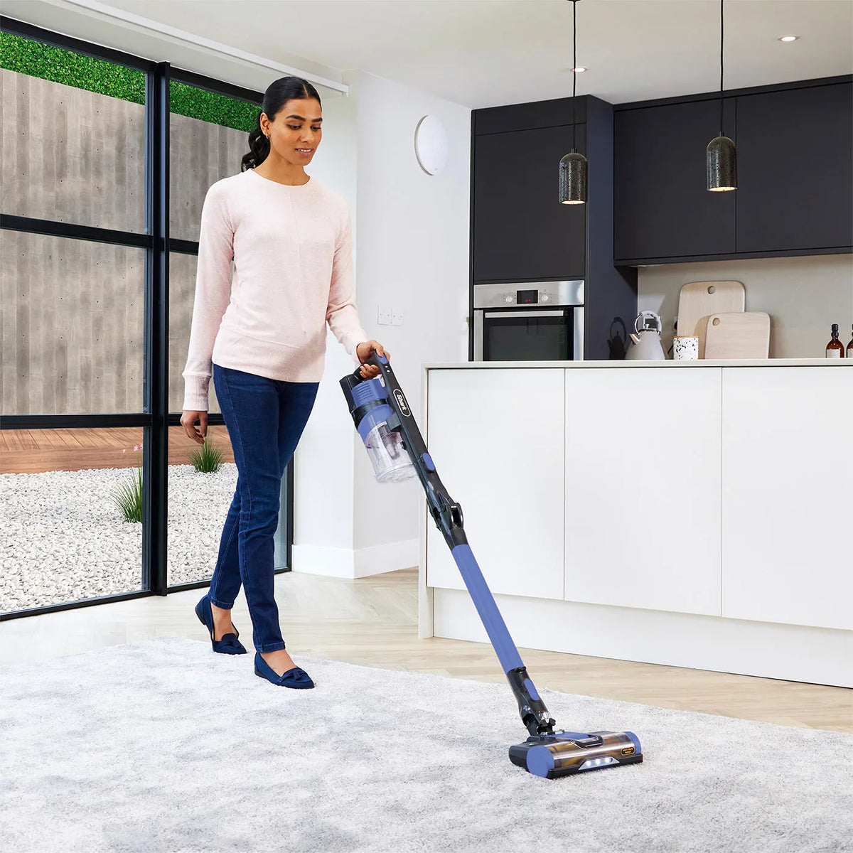 Anti Hair Wrap Cordless Vacuum IZ200 by SHARK